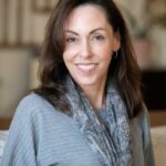 Lisa Schlager headshot